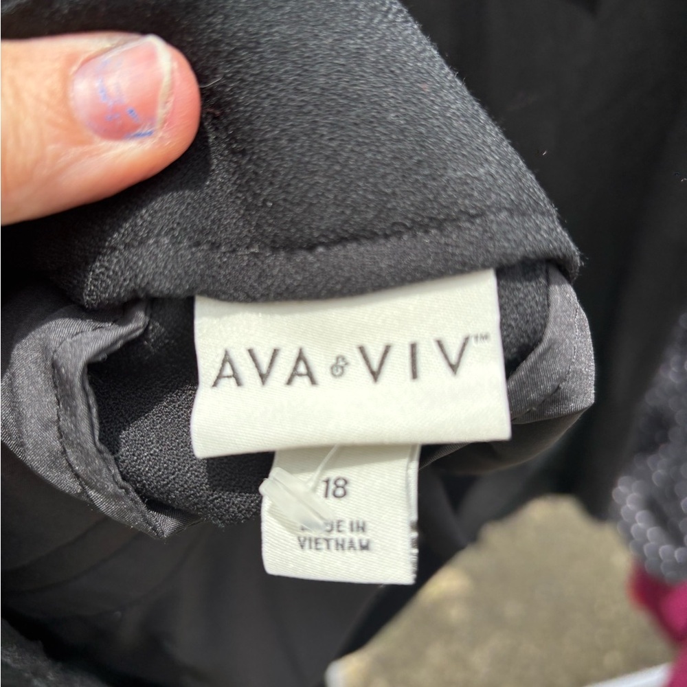 Ava & Viv Charcoal Top